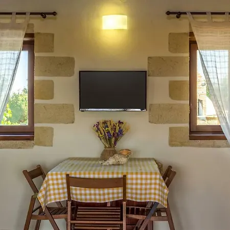 The Carob Tree Holiday home